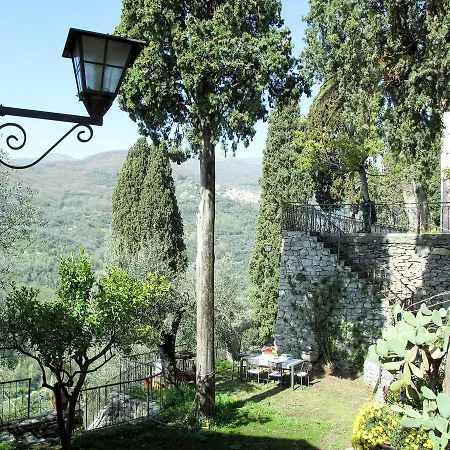 Casa Glicine 185s Vakantiehuis